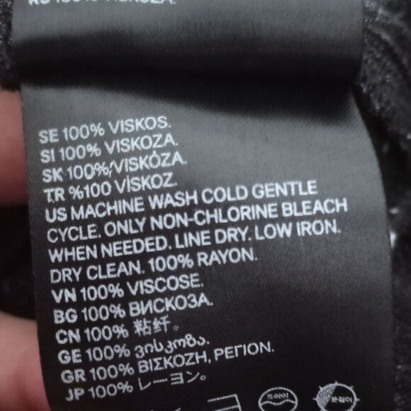 H&M BLACK TOP W/WHITE STARS SZ.4 EUC - Picture 9 of 9